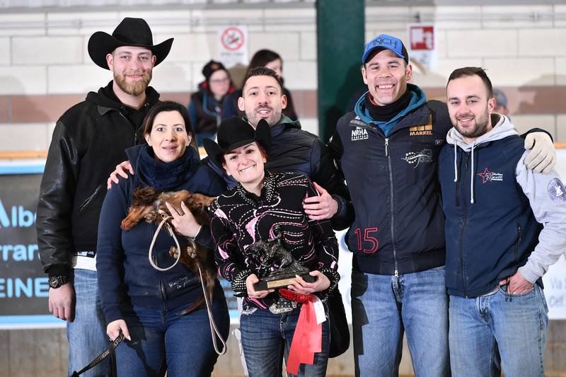 apcrReining's tweet photo. #Champion #LtdNonPro #NrhaLtdNonPro #NRHA #SlideIntoSpring #APCR 2018 MARASCHIN PETRA sul suo CMP JOKE OF APRIL con score 71 https://t.co/Tq4eGwSjS6