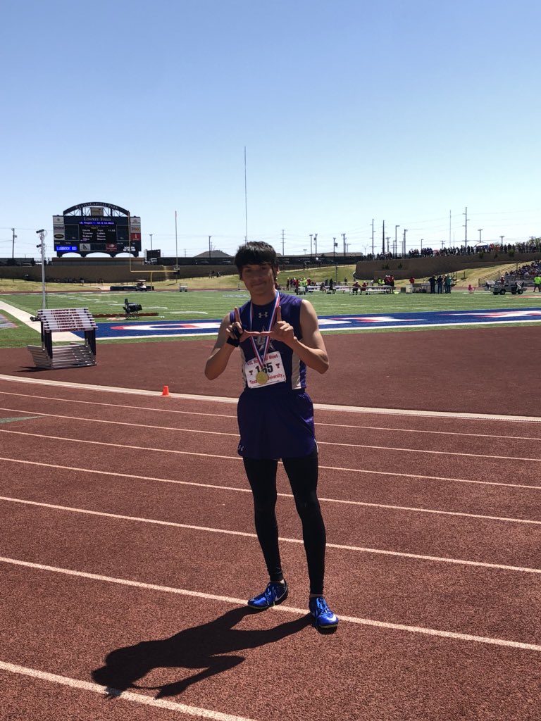 emsisdathletics's tweet photo. Not to worry if you cannot travel to Austin to watch Andrea Acuna, Tyler Hardman, Nathan Franco or the 4x400m relay represent #EMSISDAthletics at the UIL 5A State Track Meet, you can view it LIVE here: https://t.co/CG5WXIxSrV https://t.co/QNr2NM7Mkj