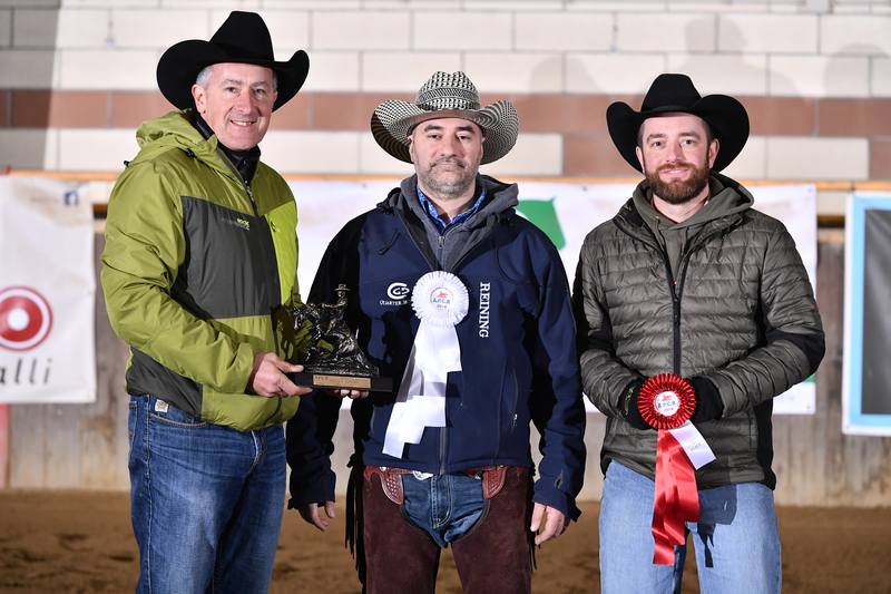 apcrReining's tweet photo. #Champion #NoviceRiders #NRHA #SlideIntoSpring #APCR 2018 GIANNITTI DOMENICO sul suo SAILOR BOOM con score 71 https://t.co/Qe8UpkklVK