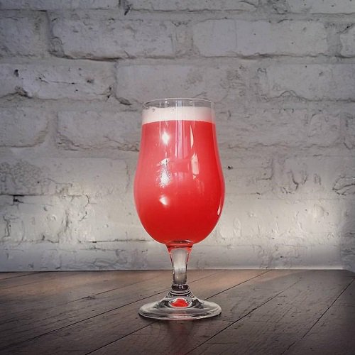 tumanstap's tweet image. Now on draft: @ForbiddenRoot Strawberry Basil Hefeweizen. This German-style Hefeweizen w/ wild strawberry and fresh basil is light, refreshing and slightly tart. Brewed a few blocks east of us in #WestTownChicago  (photo: #ForbiddenRootBrewing #ukrainianvillage #chicagoavenue