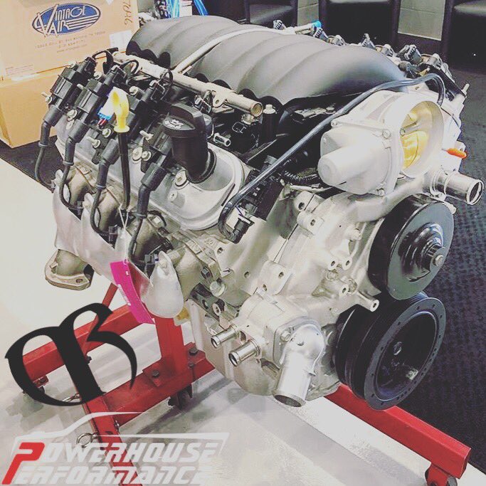 Dropping in an LS3 on the <a href="/cityofhope/">City of Hope</a> breast cancer build truck !