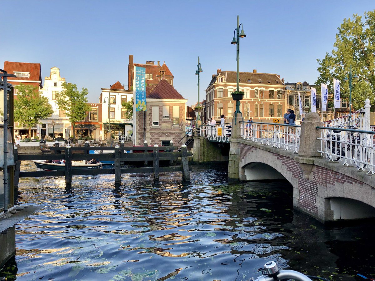 nataliya_lang's tweet photo. A very impressive university town with many water channels #Leiden #Netherlands https://t.co/hxUdVMOGTS