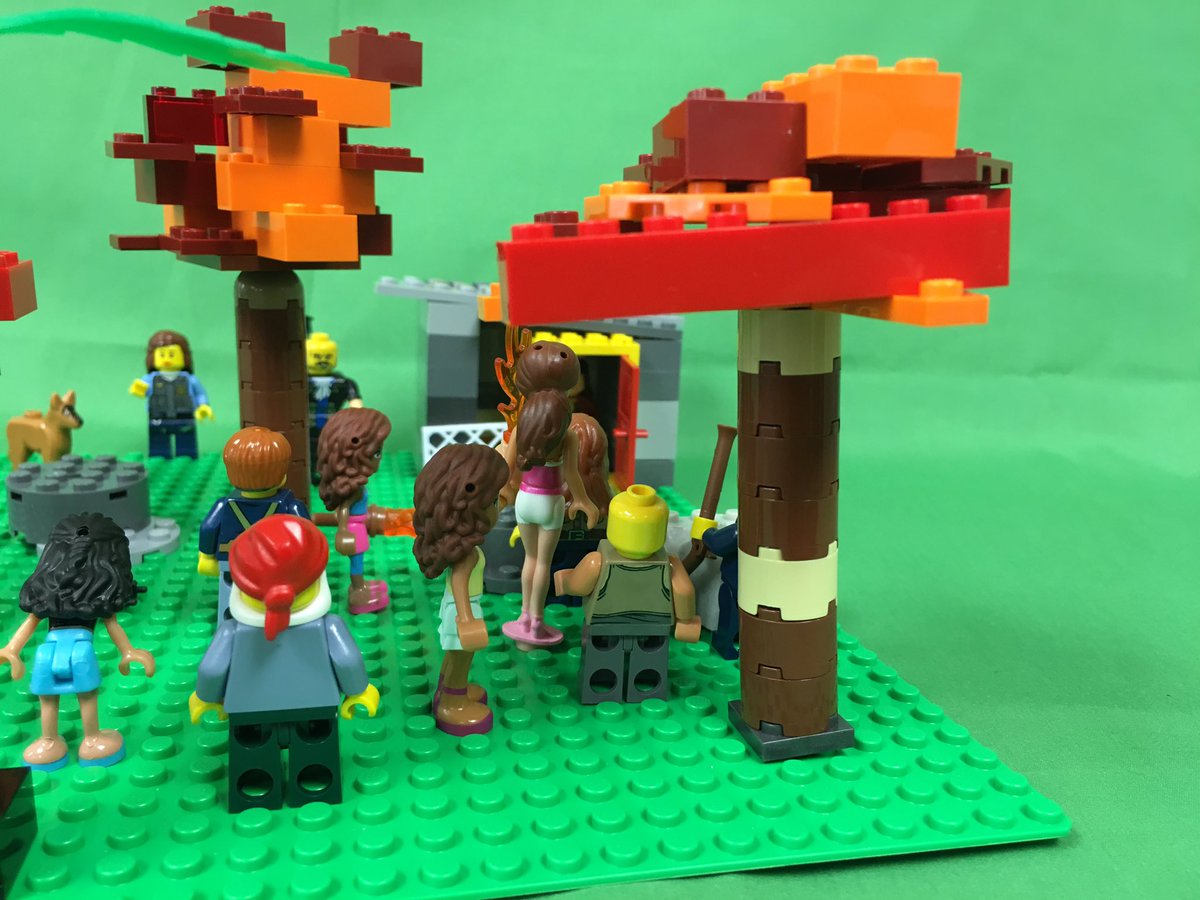 mrericcameron's tweet photo. I. Can't wait to see how her #greenscreen version turns out tomorrow!
#MakingHistorywithLegos https://t.co/ZWP4mDABqr