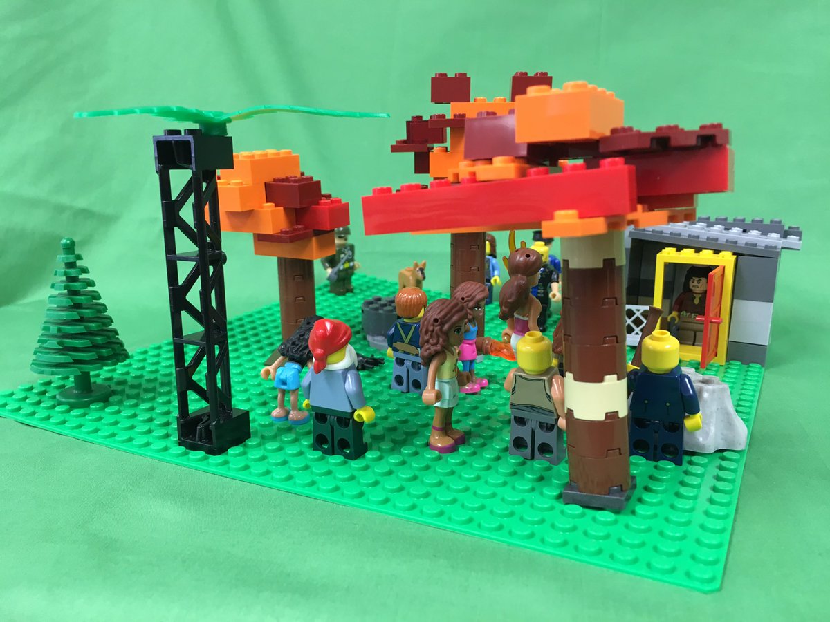 mrericcameron's tweet photo. I. Can't wait to see how her #greenscreen version turns out tomorrow!
#MakingHistorywithLegos https://t.co/ZWP4mDABqr