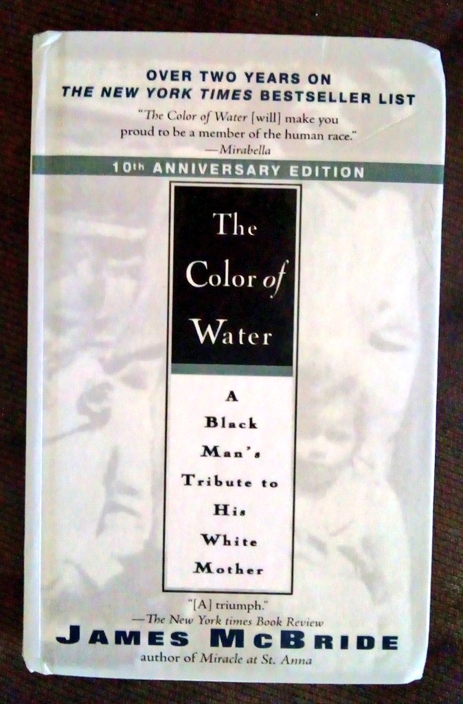 Librazo escrito por un hijo como homenaje a su mamá: The color of water, de #JamesMcBride