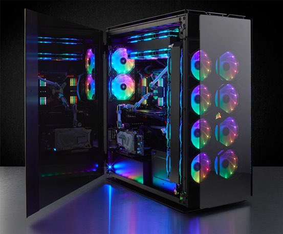 Tedeous's tweet photo. De quoi faire toutes les config possible deux pc dans un boîtier c’est juste ouf 😱 ça serais top de le présenter sur la chaîne les amis non ?😎 @CORSAIRFRA @BBTVfr #review #youtube #pcgaming #setup #tedeous #teamted https://t.co/UlJCGaIOG9