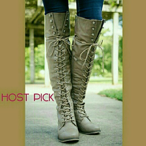 KristenCamp441's tweet photo. So good I had to share! Check out all the items I'm loving on @Poshmarkapp #poshmark #fashion #style #shopmycloset #botique #eckounlimited: https://t.co/T3ZQOAvvTQ https://t.co/zlY54VC8kh