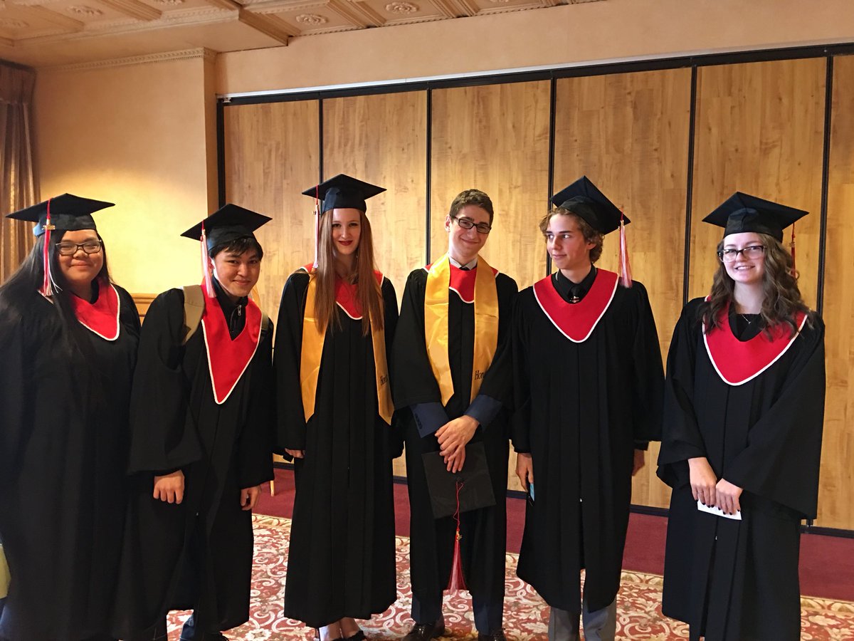 UWCollegiate's tweet photo. Congratulations class of 2018! https://t.co/Upbxw5s8r4