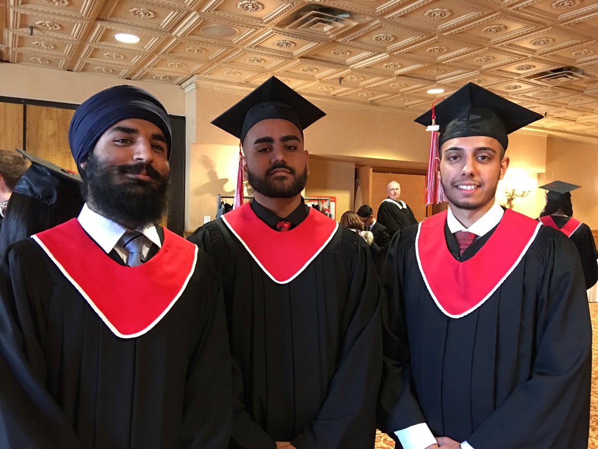 UWCollegiate's tweet photo. Congratulations class of 2018! https://t.co/Upbxw5s8r4