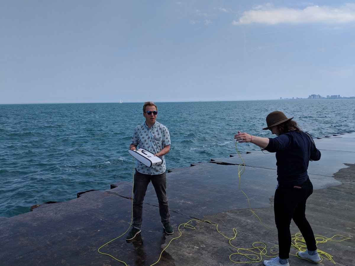 #MozSprint Chicago has moved outdoors w/ <a href="/MrChrisBresky/">Christopher Bresky</a> #AquariusProject @OpenROV <a href="/OpenExplorer/">Open Explorer</a>