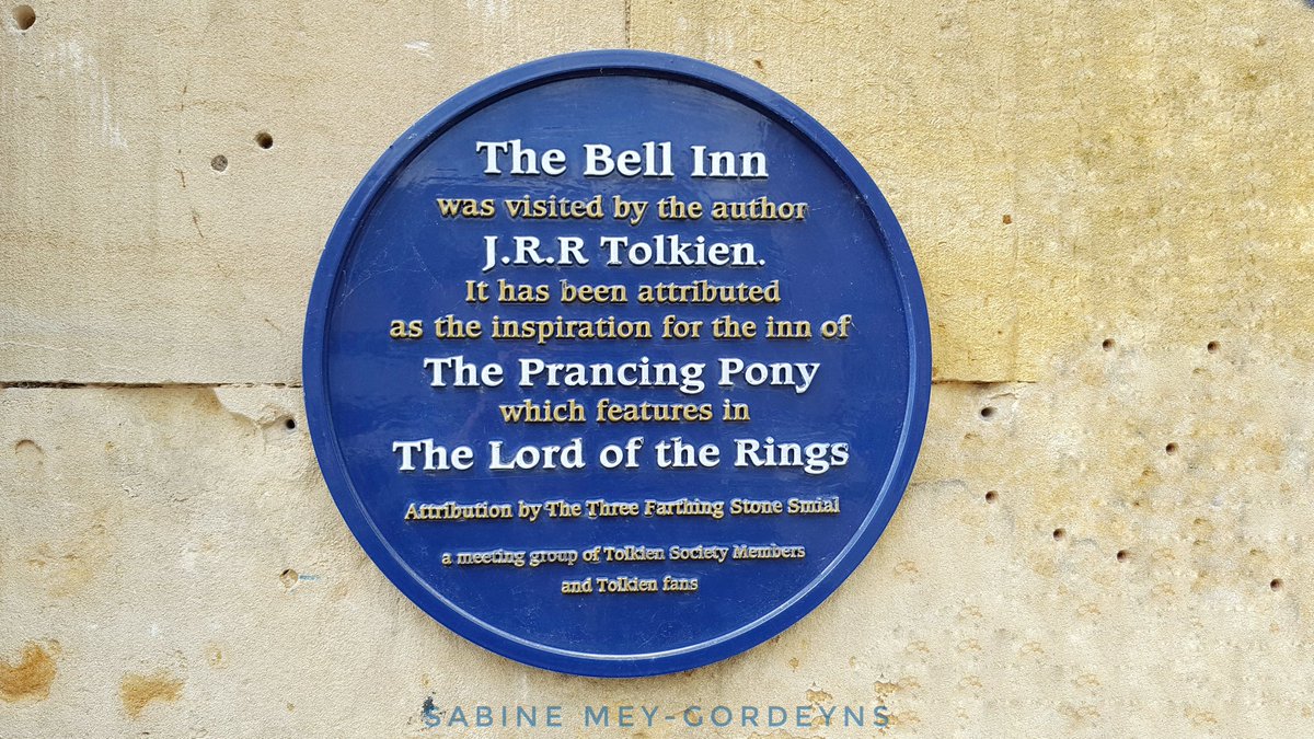 Lord of the Rings - eine runde Sache im doppelten Wortsinn.

#JedeWocheEinFoto 
#Tolkien #MoretonInMarsh