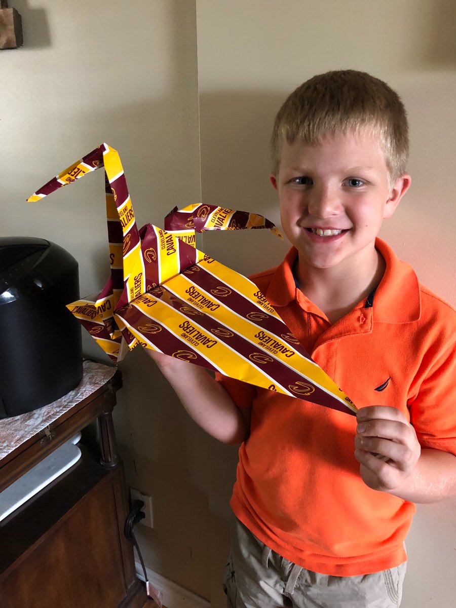 kantzme's tweet photo. I told him to put away the wrapping paper before I got home. I came home to an origami @cavs swan instead ... #cavs #clevelandblood #cincyborn @MuncieKantz https://t.co/ITAWo1SvJJ