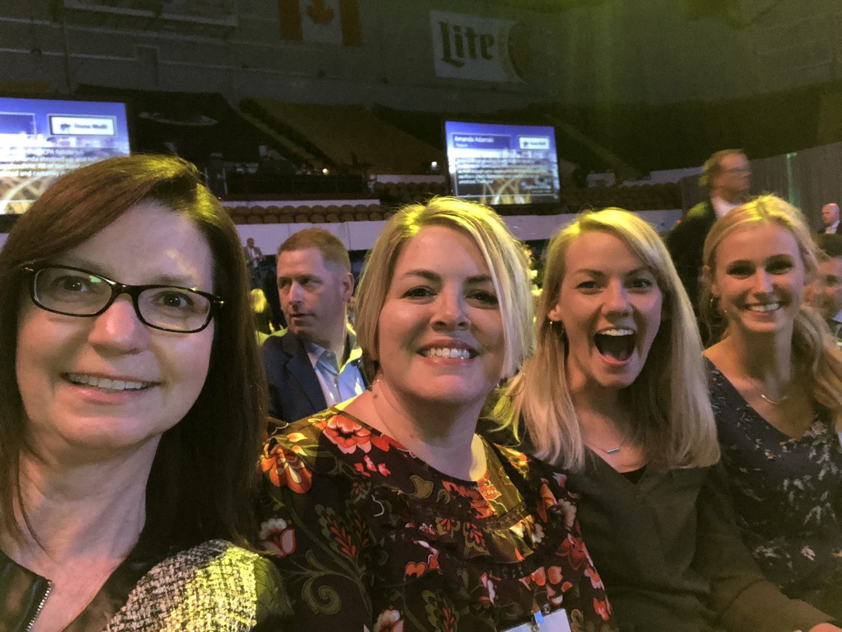 KristenChang1's tweet photo. Ready for another awesome Annual Meeting!! #BairdAM https://t.co/o511MxAUHs