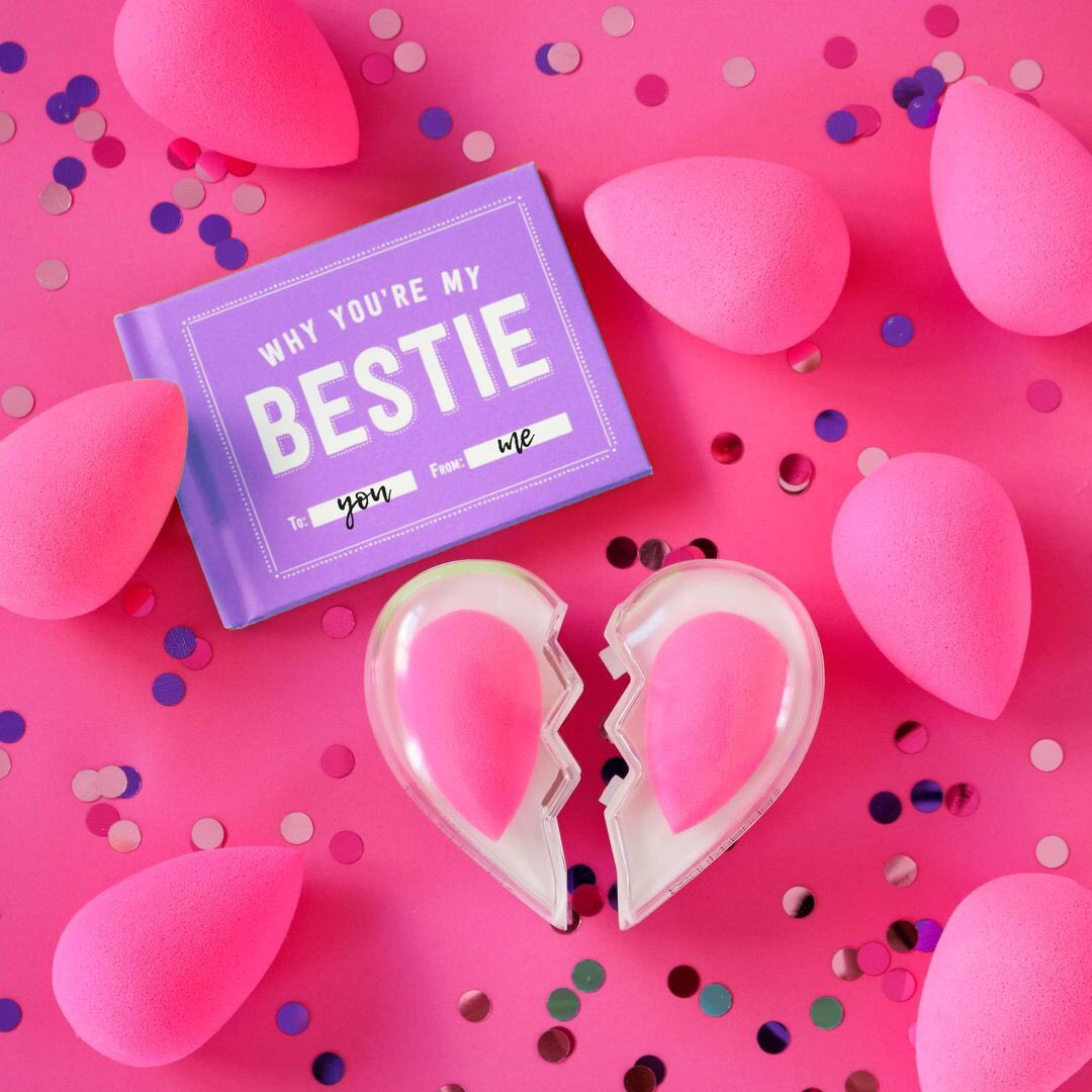 beautyblenderUK's tweet photo. It doesn’t get much cuter than this! Have you picked up our new BBF set for you and your bestie?! You can even use each half of the heart as the perfect carrier case! 💖🙌✨ #borntoblend https://t.co/5iGBGJMVkL