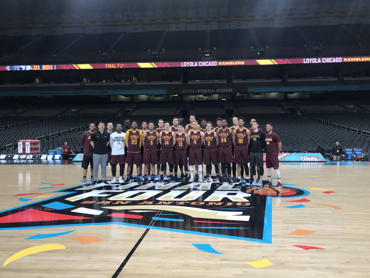 PorterMoser's tweet photo. So unbelievably proud of all that our seniors have accomplished! They are proof that you can win championships and achieve excellence in the classroom! #OnwardLU 🎓🏀🏆

✔️ No. 1 Graduation Success Rate in the country 
✔️ @ValleyHoops champions
✔️ #Final Four https://t.co/TM3tVDXkea