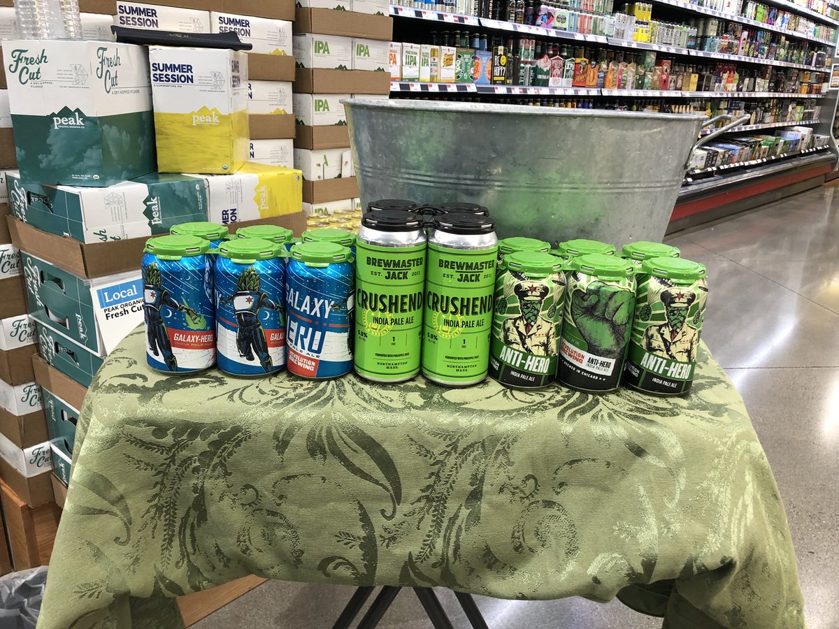 🚨 #craftbeerhour 🚨 

Come taste with me at Whole Foods River St in Cambridge MA from 430-7 pm tonight! 

Be a hero and bring home some Revolution/Brewmaster Jack this weekend!