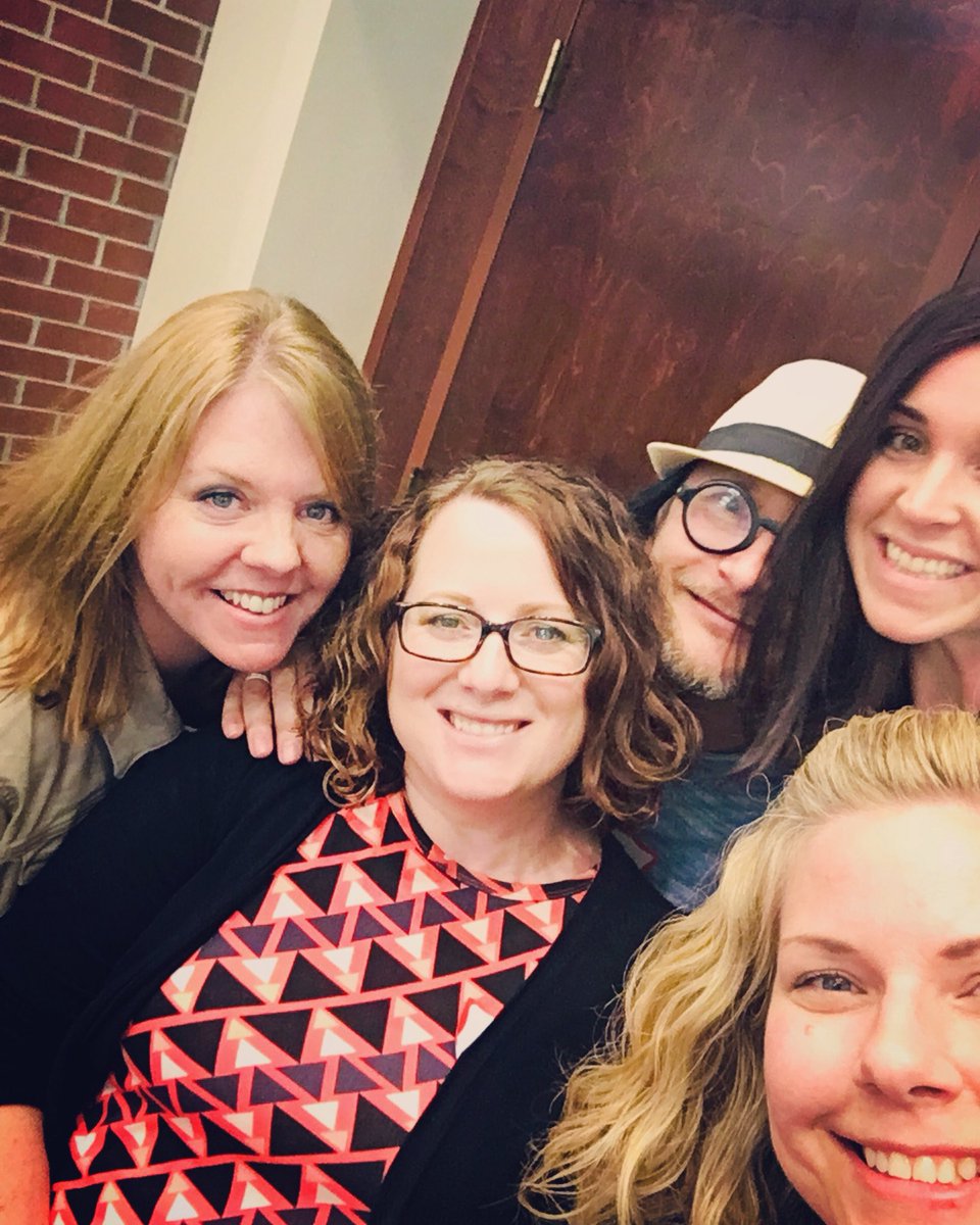 SherridonLeigh's tweet photo. Happening now! #usf #brownvboardofeducation #gradschool @USFCollegeofEDU @aimes0103 @csabaosvath @blueskysb @jschneidusf https://t.co/PvGYx39WBn