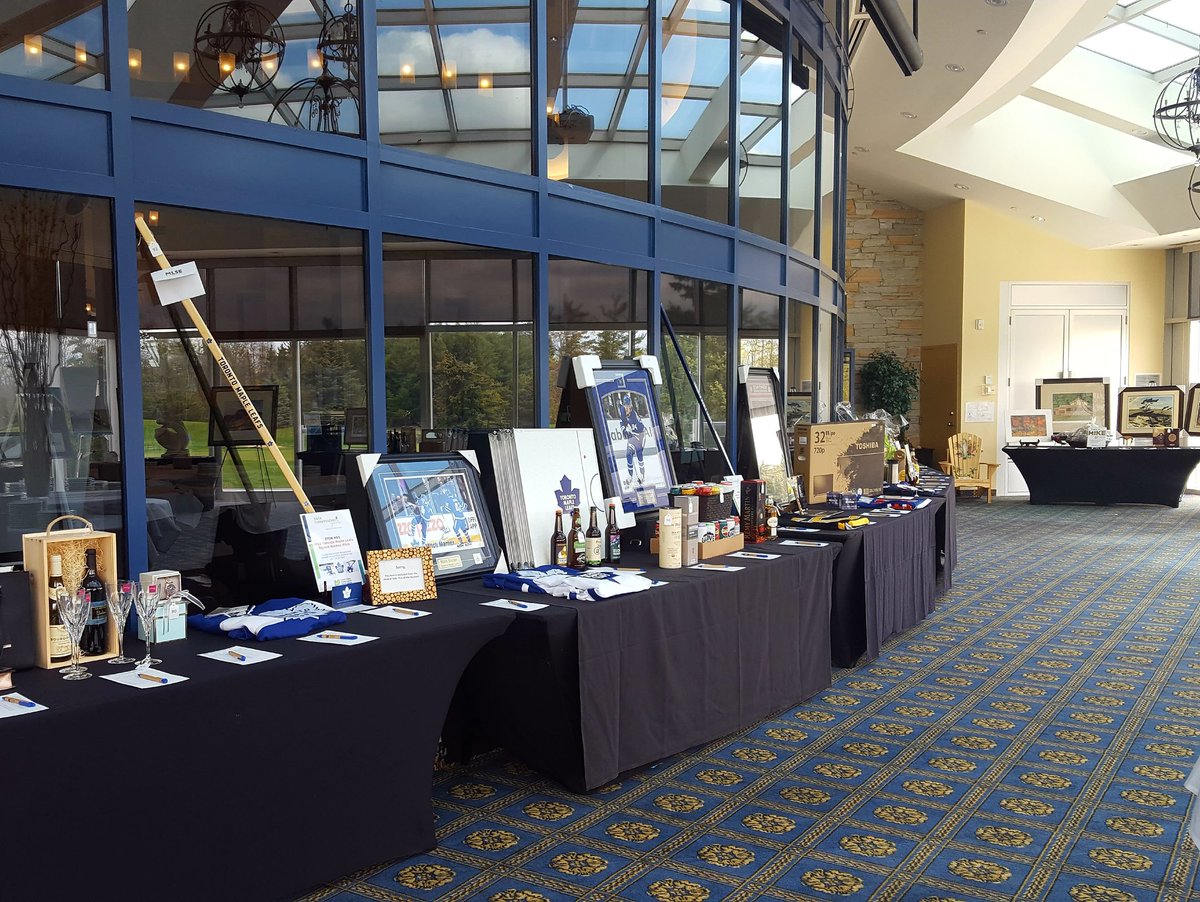 cvcfoundation's tweet photo. All set up and ready for our guests to arrive! Here's a sneak peek at our 124 item Silent Auction. Bring on the bidding wars! #conservationgala @CVC_CA https://t.co/ZfSSmtcoIL