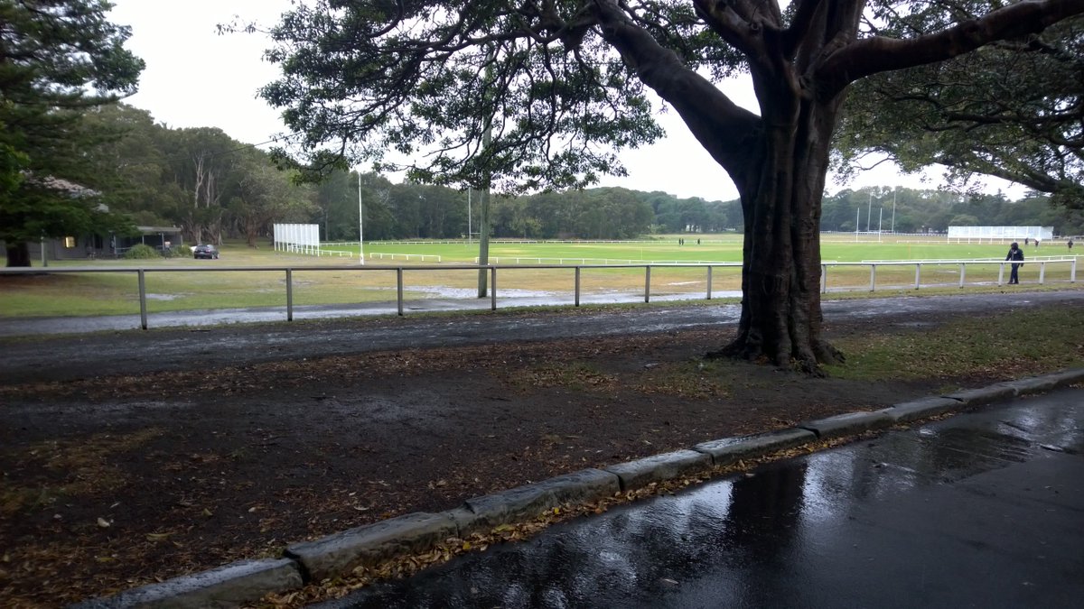 TwitRRathy's tweet photo. RainyBJ... Less people @ centennial park. And less at Giulias #overindulging #lazySaturday https://t.co/W6Sao8Dlfo