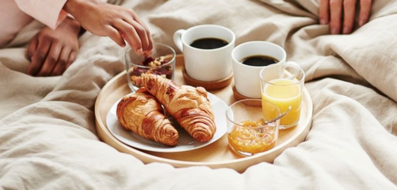 NaturaBio_MX's tweet photo. ¡Feliz día de la madre! ¿No te gustaría consentirla con un desayuno en la cama este fin de semana? Prepárale un rico café con nuestro Jarabe de Agave sabor Crema irlandesa Natura Bio Foods® para que empiece su día llena de alegría. https://t.co/sUQpVKUu6U