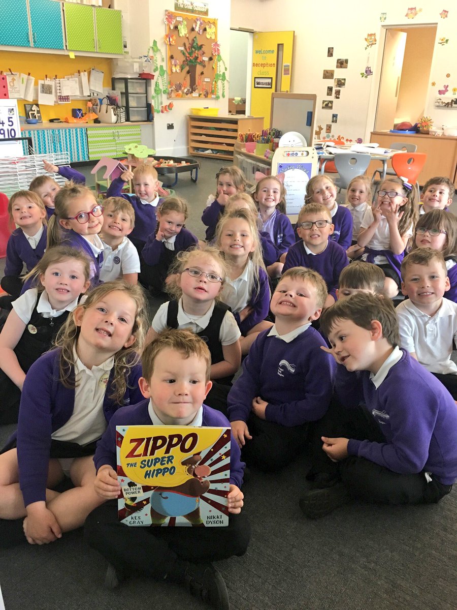 YBB_Y1's tweet photo. Fun story time today with Zippo the super hippo โก๏ธ#Storytime #literacy #predictionskills #empathy https://t.co/LyQb5e7pFh
