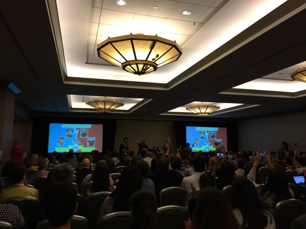 This. The #smackdown went down. #UXPABos18 <a href="/uxpaboston/">UXPA Boston</a> qual v quant no more!
