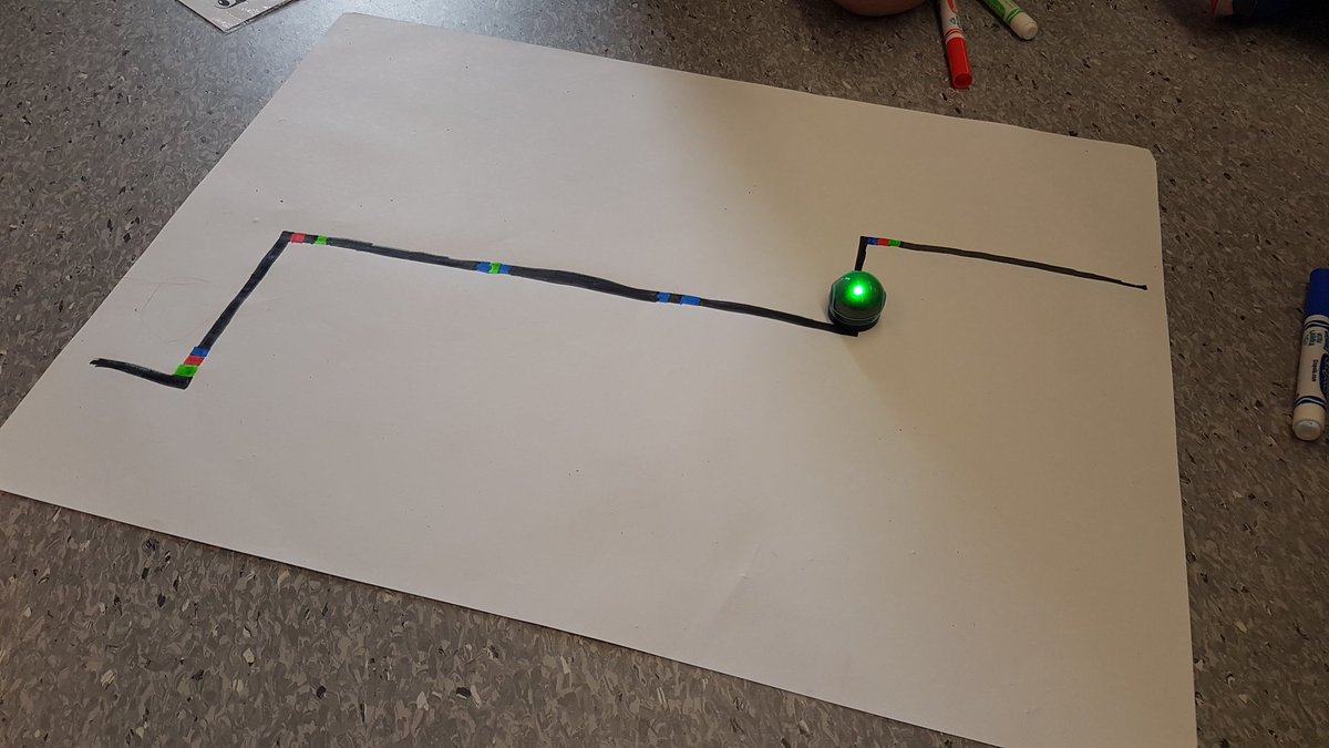 naimah1's tweet image. First day with #ozobots was a success.
#STEM
#stemcoding
#lkcougars
#Sd40learns
#newwestschools
#handsonlearning
#codingquest
#InquiryMindset