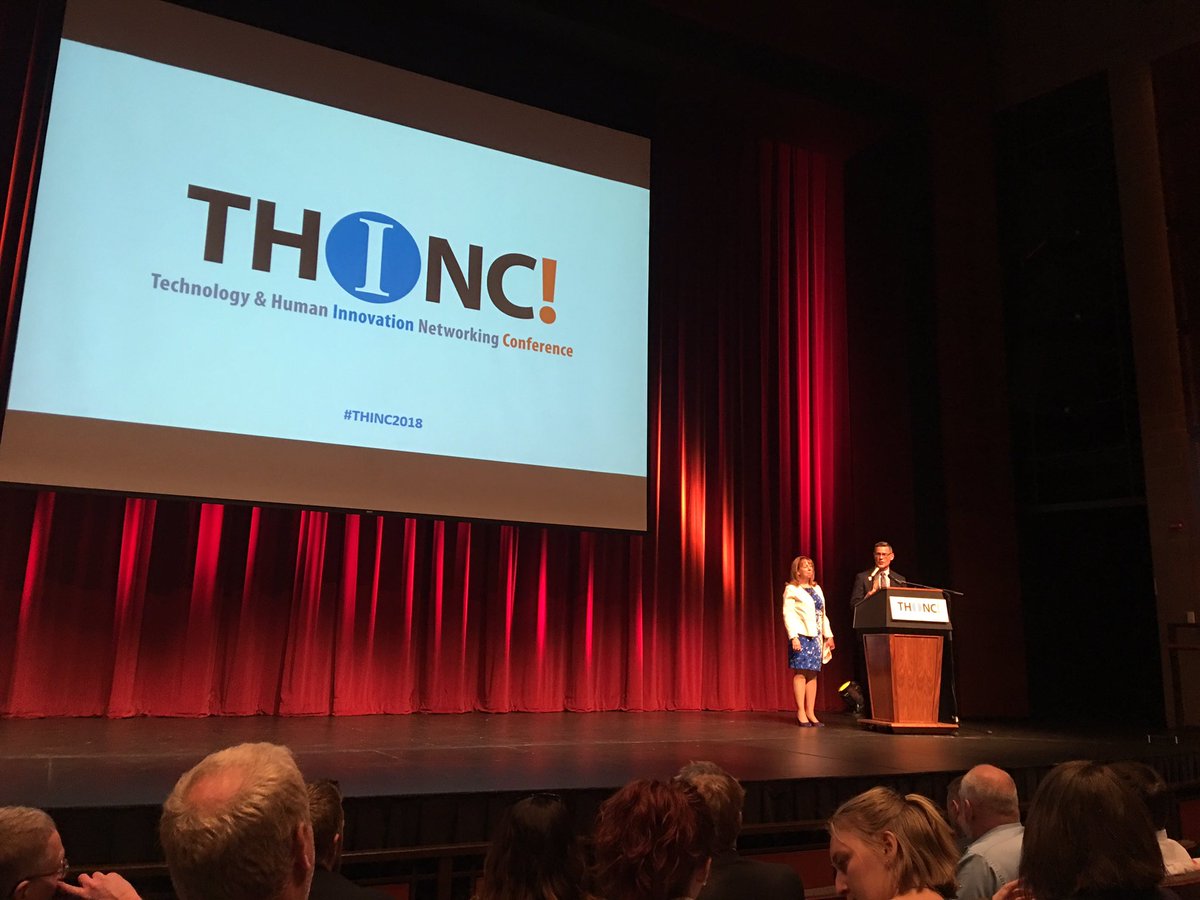 ChloeAlbrecht_'s tweet photo. @goElement is at @insightpubs #THINC2018! @Tara_Brzozowski https://t.co/kKtsO534Cf