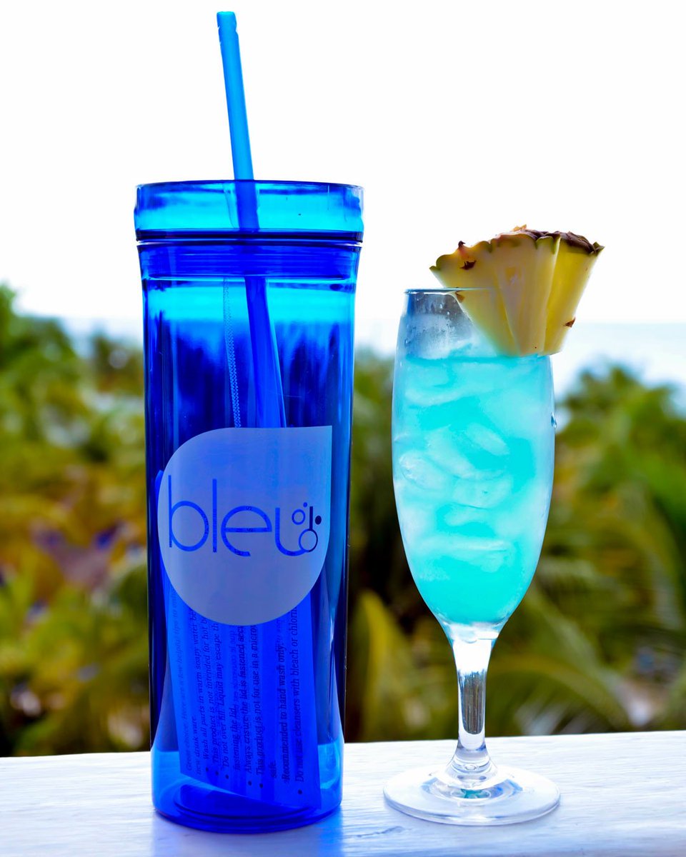 bleuweekend's tweet photo. We can't wait to relax in all inclusive paradise at @bleuweekend Book your rooms NOW for The Caribbean's Ultimate Resort Party at the amazing Melia Braco from June 1-4 before they're gone! Booking : https://t.co/LSt134dlmy πΈ: @skkanme #bleuweekend #bleuisback #travel #jamaica https://t.co/rwAbSkJt01