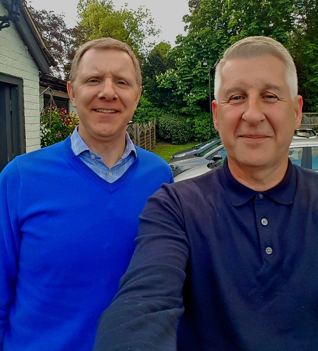 daddytheref's tweet photo. #friends Always great to catch up with old friends...#kevinward still goes on about how he beat me at subbuteo when we were 14! #Grassroots https://t.co/FEk15CUsvo