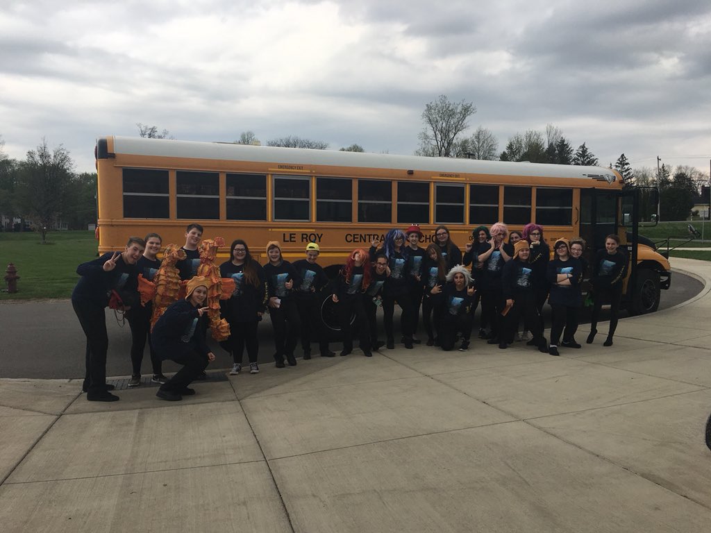 LRKnightsMusic's tweet photo. Headed with the group and the Sea horses to Stars of Tomorrow @LeRoy_Knights @RBTL #LRmermaid https://t.co/qYBR51Y0tf