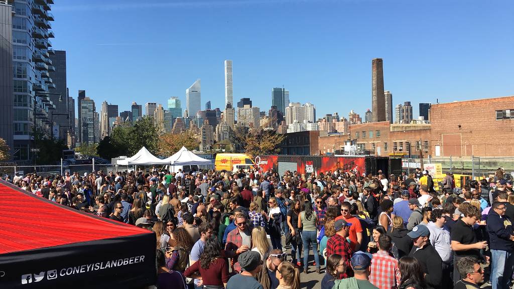 The Evelyn (@theevelynnyc) on Twitter photo The weekend is almost here! RT <a href="/TimeOutNewYork/">Time Out New York</a> LIC Flea & Food officially opens for the season this weekend: ow.ly/R8Ps30jWfm8 #nyc #eeeeats #travelmore The weekend is almost here! RT <a href="/TimeOutNewYork/">Time Out New York</a> LIC Flea & Food officially opens for the season this weekend: ow.ly/R8Ps30jWfm8 #nyc #eeeeats #travelmore