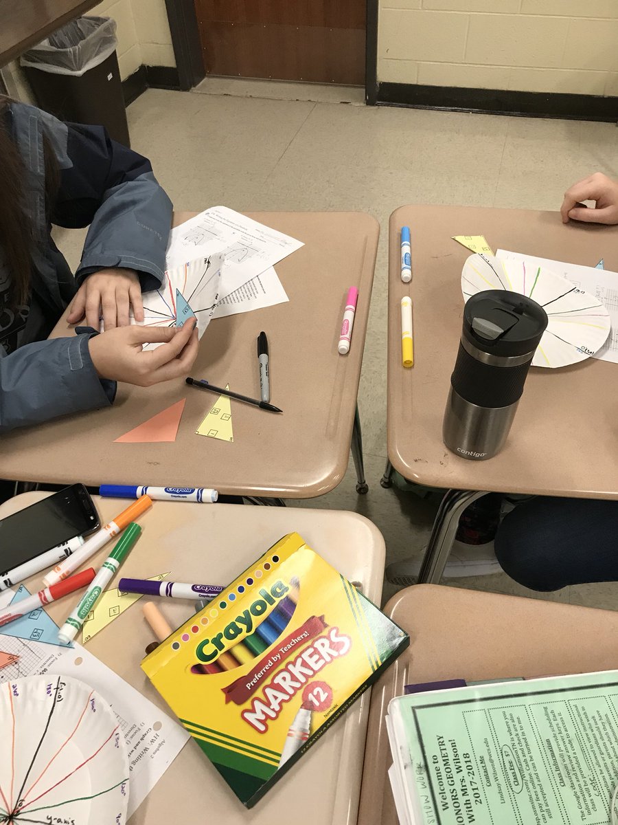 wcsBHSlw's tweet photo. Working hard on this paper plate unit circle activity https://t.co/QyOsqXTPbo