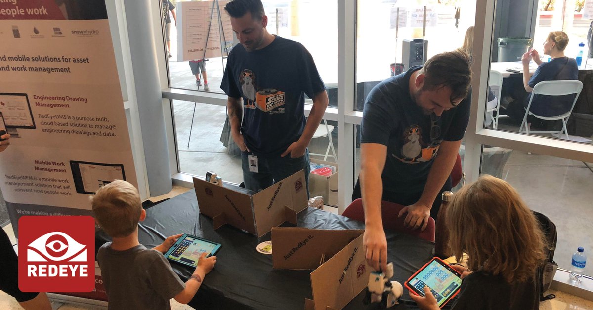 RedEyeApps's tweet photo. Vince & Pat spent time teaching kids the basics of coding at a recent @DRIScience children’s science festival. Kids quickly learnt basic directional codes to guide a robot around an obstacle course! 🤖 #Robots #CodingRocks #RedEyeCulture #VivaLasVegas #MayScienceBeWithYou https://t.co/cuGnjFnuF0
