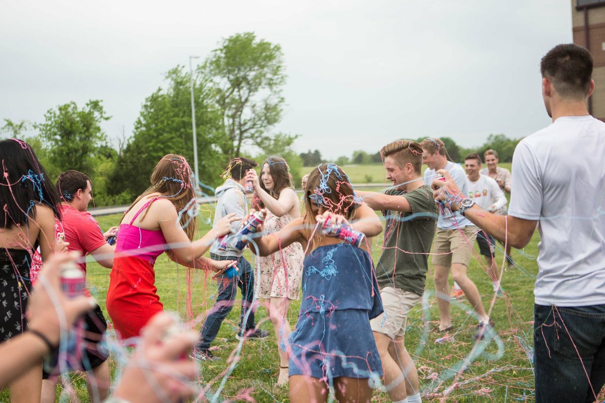 Offical LR Students tweet media