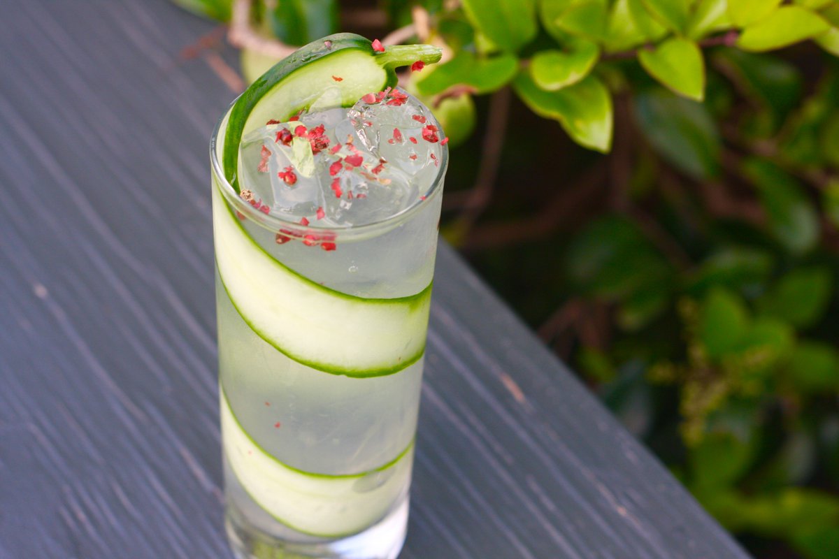 Come by and try our cocktail of the month: The Gordon's Cup

A muddled cocktail of fresh cucumber, fresh lime, simple syrup, Beefeater London dry Gin, maldon salt, and cracked pink pepper corn. #happyhour #gin #refreshing #thirstythursdays #thebuffaloclub #santamonica