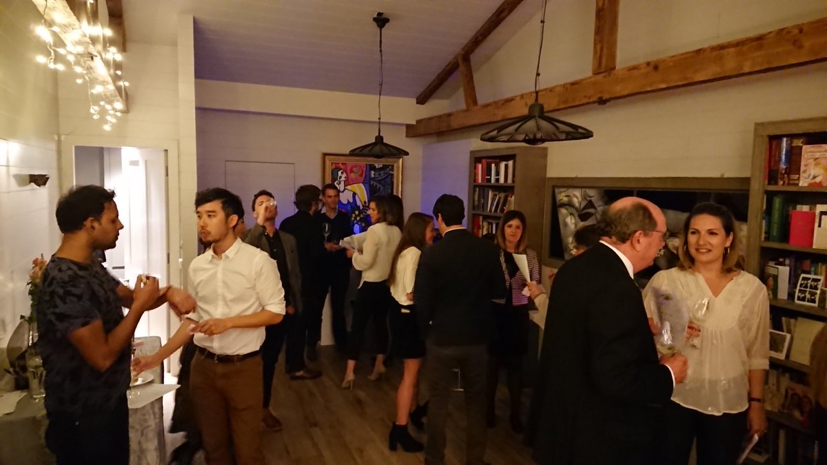 amelias_wine's tweet photo. Another fab Mews Evening, specially partnered with @CalifWinesUK_IR, thank you! Huge thanks to @Kaelo_UK who always make my wine tastings so much easier and @restaurant_pan for beautifully creative food as always! #AmeliasWine #WineTasting https://t.co/Y74FNC0iZj