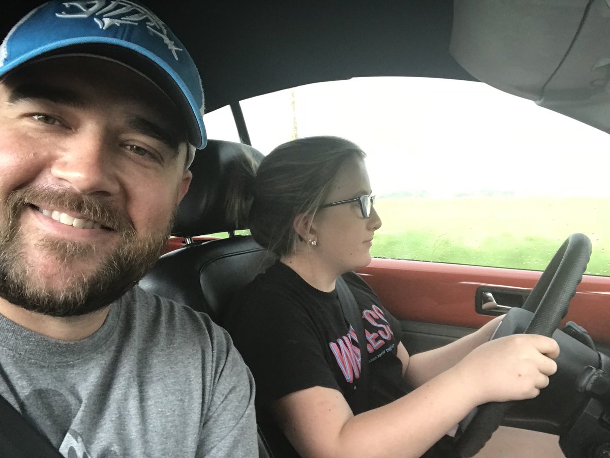 ZLuNz07's tweet photo. Lexi just driving around Dover. #FullConcentration #10&2 https://t.co/xKX2ToPdi5