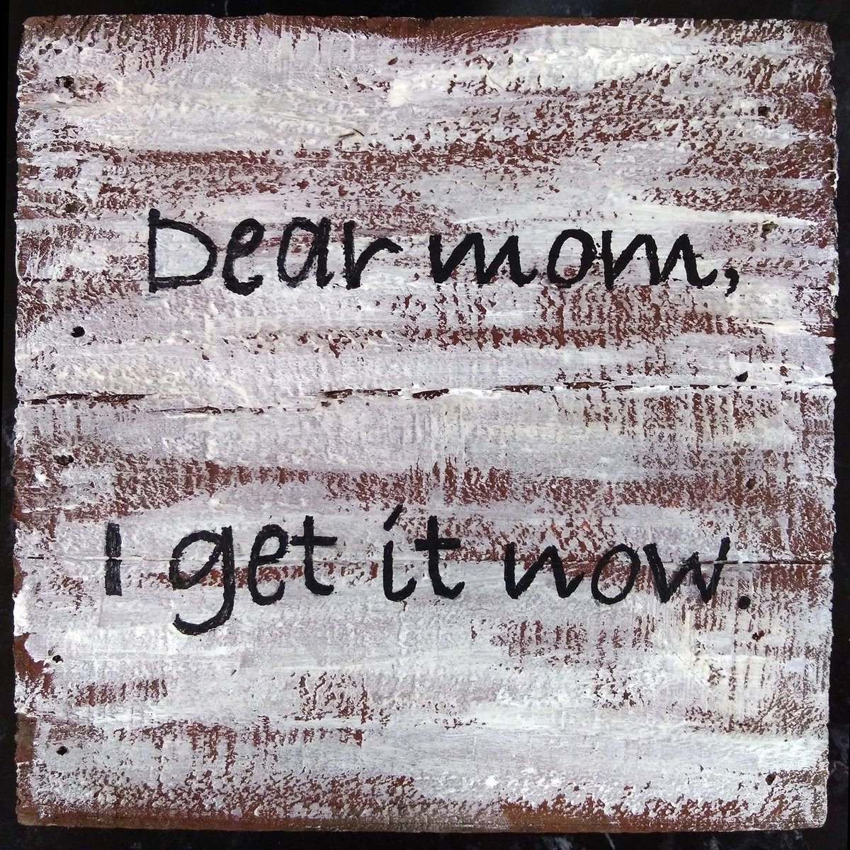 HomeHardwareSP's tweet image. A lot of our home décor speaks the truth! 😂 #MothersDay