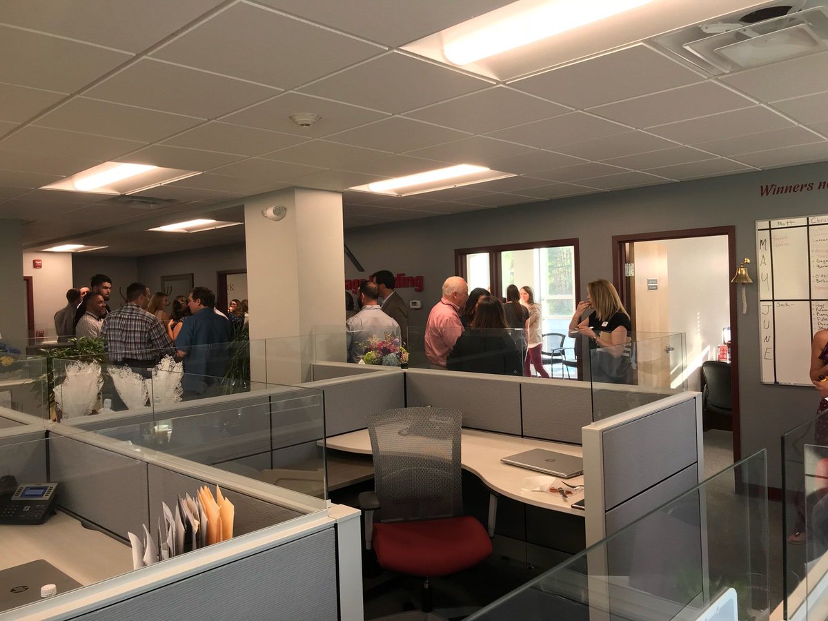 RapacioliGroup's tweet photo. New office grand opening with Andrew Pippy (@ Premier Mortgage Lending in Salem, NH) https://t.co/zmmXRqQpB0 https://t.co/aearzaoF9F