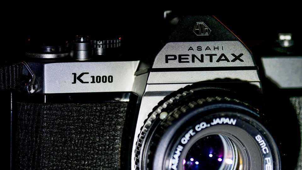 Are you among the many photographers who can say that their first “real camera” was the #Pentax K1000?
bhpho.to/2wvAgFo 

We're looking at the Pentax K1000 SLR film camera for #TBT!