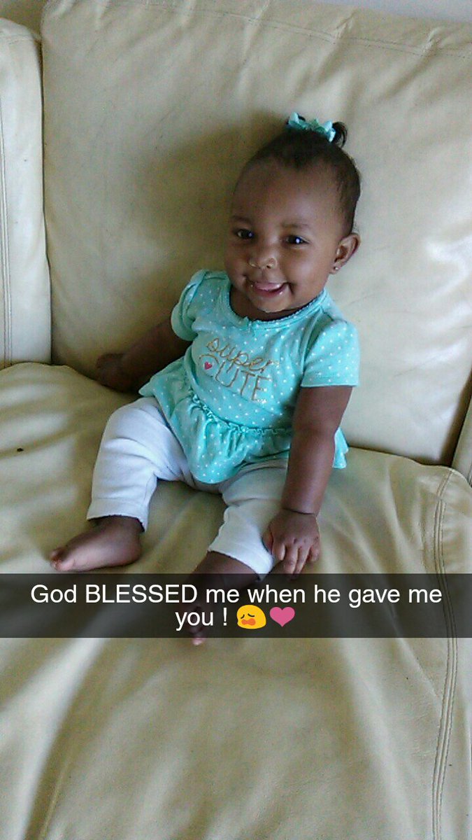 ii_smileee's tweet photo. She really a reflection of me 😩💜😍 #MyMiniMe #MommyBaby 🤗 https://t.co/EmUr5lHp9C