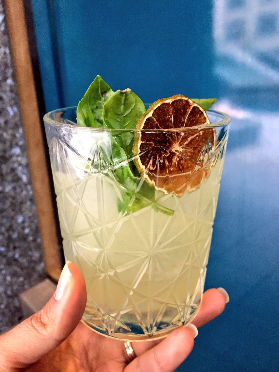 zamlos's tweet photo. New bar alert: @thedrakehotel just launched #drakeminibar in @SeeTorontoNow - go and order the Santa Theresa cocktail. #toronto #mediaevent https://t.co/Jx7lL2ZW28