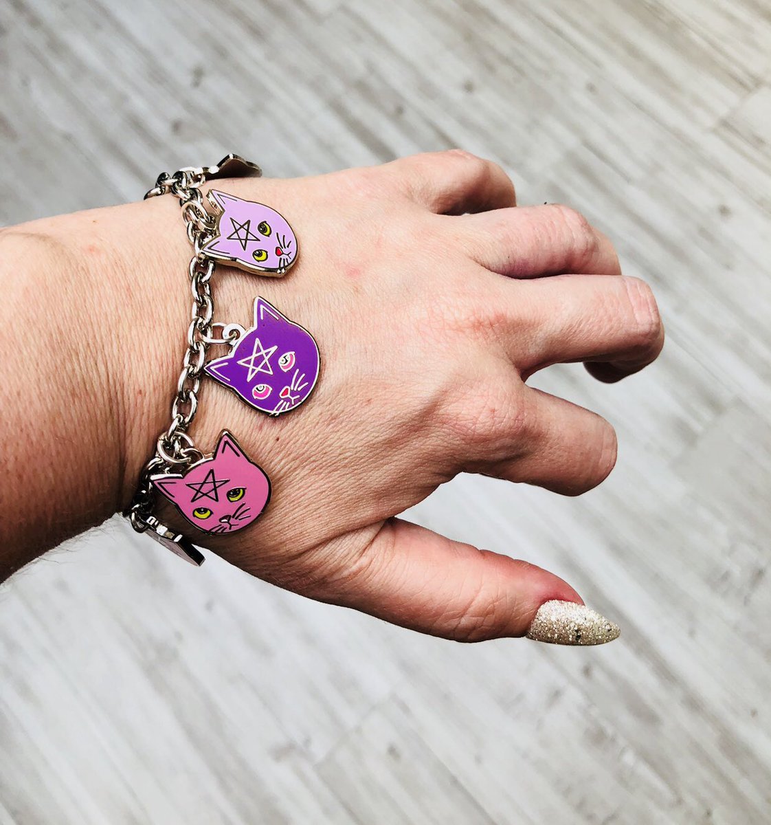 Jessicka's tweet photo. “Summy Sky” #pentacat #charmebracelet yes? No?
A lot of great items have been added for the #summer
Use JOJGROUP after check out
30% off entire order
Active
https://t.co/Jj9srO1wxD https://t.co/jkwRBamuBn
