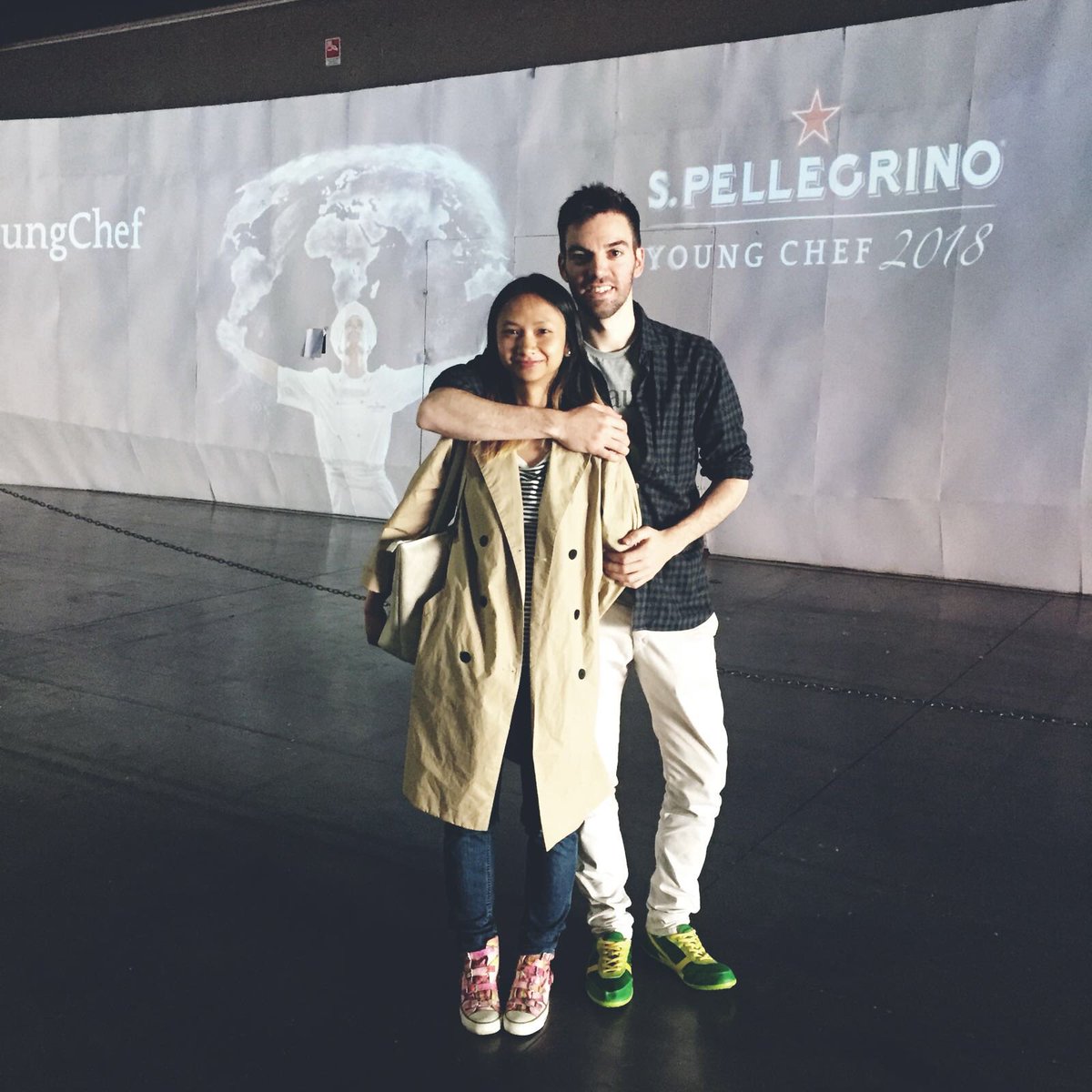 EnergySupport's tweet photo. @somiatruitesDO @DisfrutarBCN @CompartirCDQ Moltíssima Sort 🍀💪🏻#DavidAndrés a #Milà   [Mengxin zhou👩🏽‍🍳Xin Xin].
🔝👨‍🍳 #OriolCastro🔝
https://t.co/Kft8st6byP 
@SanPellegrino 
#SPYoungChef #SPYoungChef2018 https://t.co/MsaXRjcY67