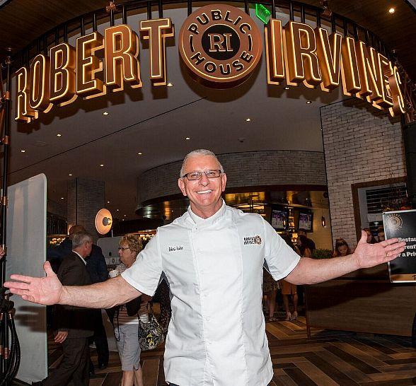 VegasNews's tweet photo. Second Annual “Summer Cookout Featuring Robert Irvine” at @TropLV​ June 14 - Chef @RobertIrvine​ - Robert Irvine's Public House​ via @VegasNews - Read more at https://t.co/bihFoIIE8x https://t.co/y1vu4AMiR0