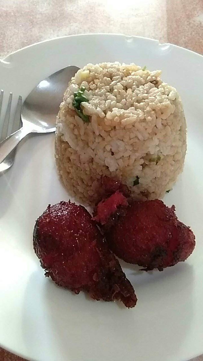 meBurning27's tweet photo. A food a Day, I swear I'm okay. 😍

#justfoodandeat
#Loveloveeveryday😍 https://t.co/2xcX3yraBR