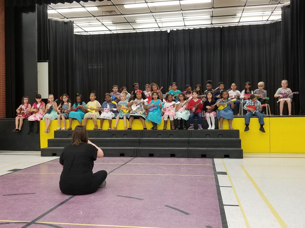 Ukulele club performing at our Spring Concert <a href="/nurse_suzanne/">Suzanne Nurse</a> <a href="/TerryFoxConnect/">Terry Fox Connect</a> <a href="/MsKColgan/">Ms. Colgan</a> <a href="/mccutcheonpeel/">Matt McCutcheon</a>