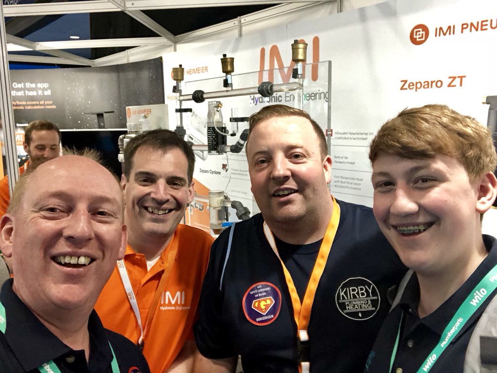 garydungar's tweet photo. Great to chat in person at last with the legend @2StarKirbs and some very nice chaps at the @IMIHydronicUK stand @connadungar #Installer2018 https://t.co/QdZXl0h527