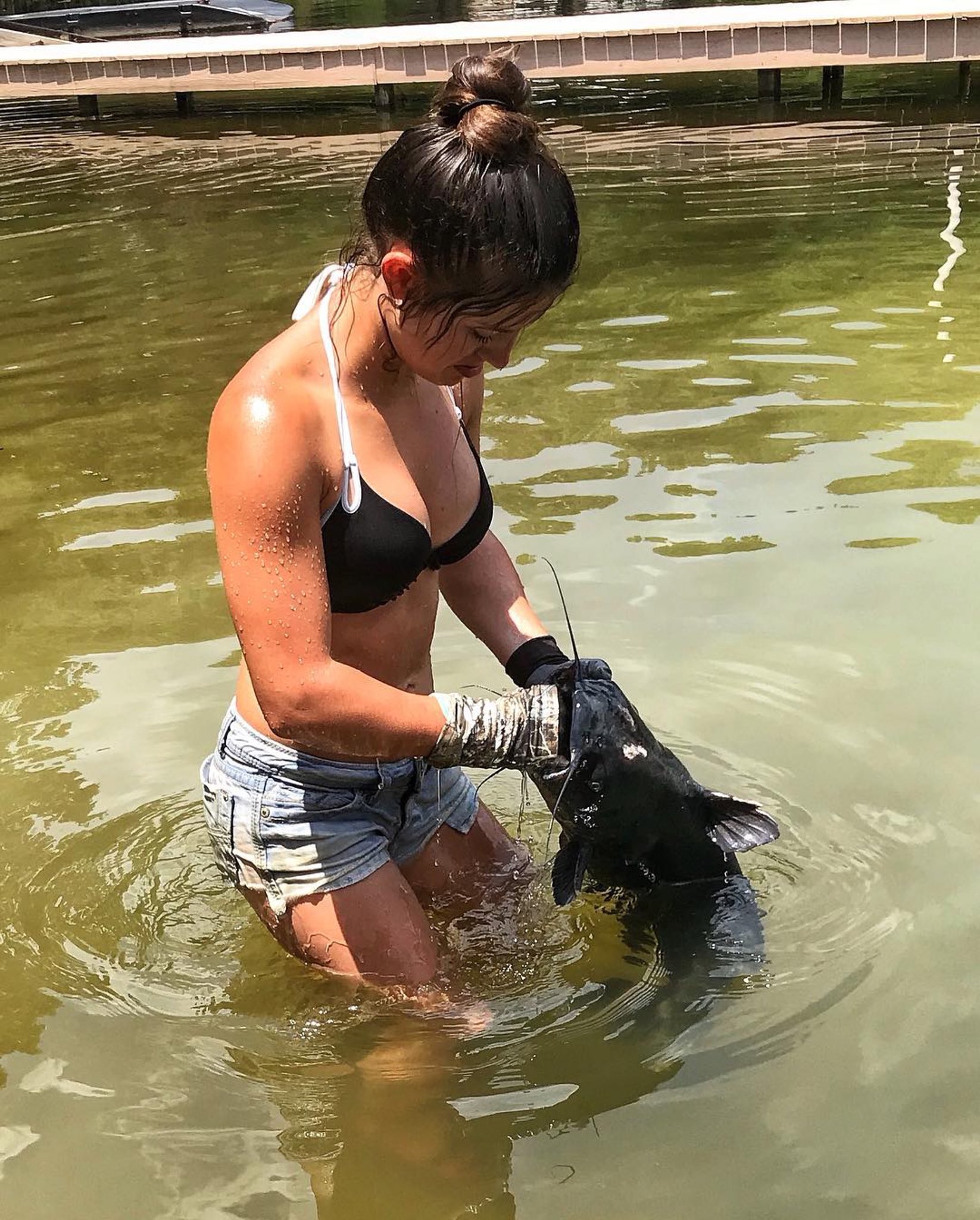 Backwoods Life® on X: Can't wait to see what Hannah Barron pulls out of  the water in Alabama this summer! Do it girl! #backwoodslife #hannahbarron  #alabama #catfish #grabbing #noodling #fishing #river #badass #